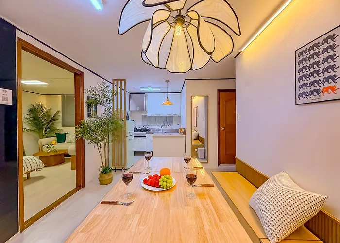 강동역 도보8분 길동역 도보8분 공항버스 8인 2br 5beds Soom アパート *