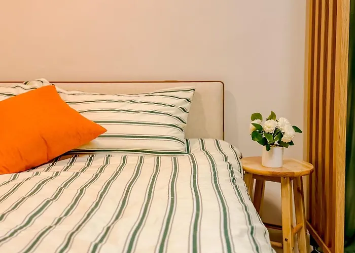 アパート 강동역 도보8분 길동역 도보8분 공항버스 8인 2br 5beds Soom *