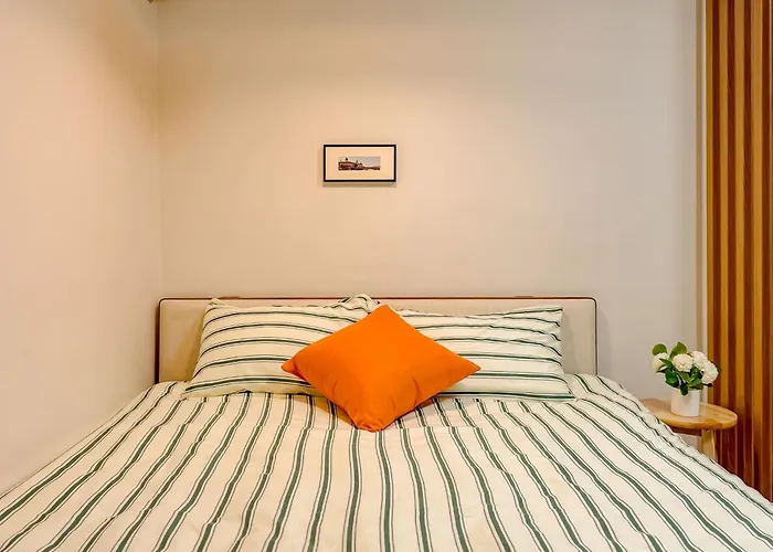 강동역 도보8분 길동역 도보8분 공항버스 8인 2br 5beds Soom