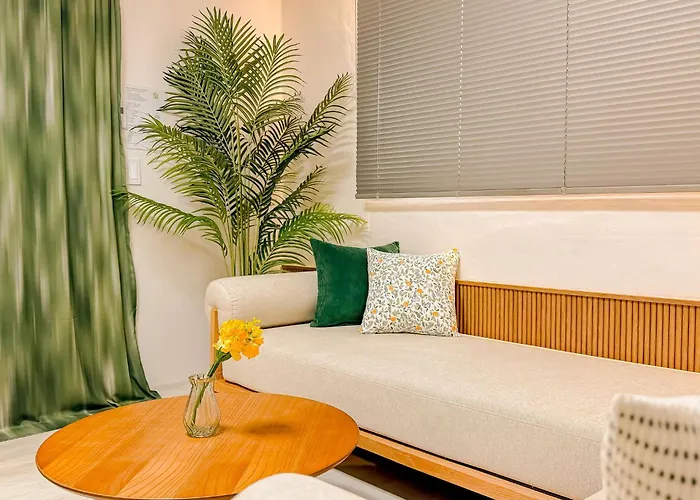 강동역 도보8분 길동역 도보8분 공항버스 8인 2br 5beds Soom